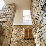 Kwatera prywatna Porta Qeparo