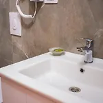 Porta Privat bolig Qeparo